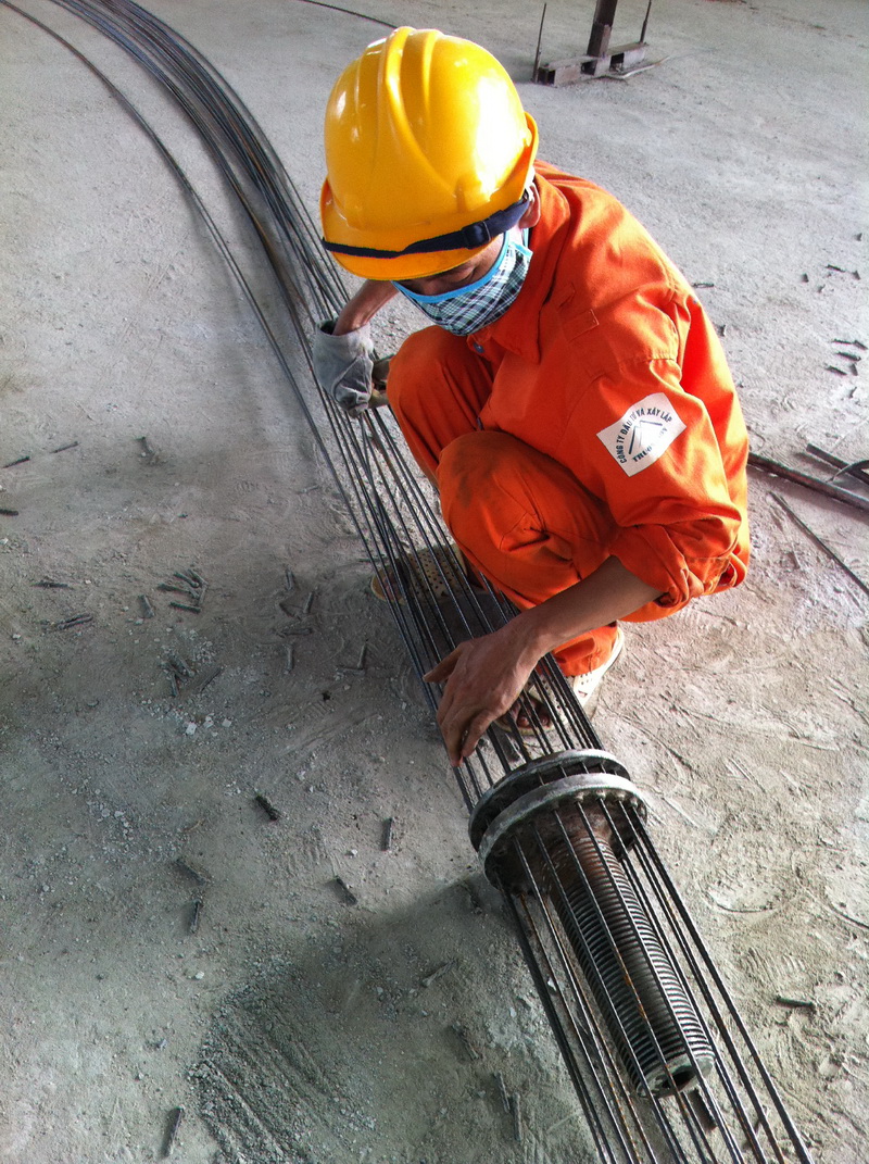 May trộn bê tông liên hợp