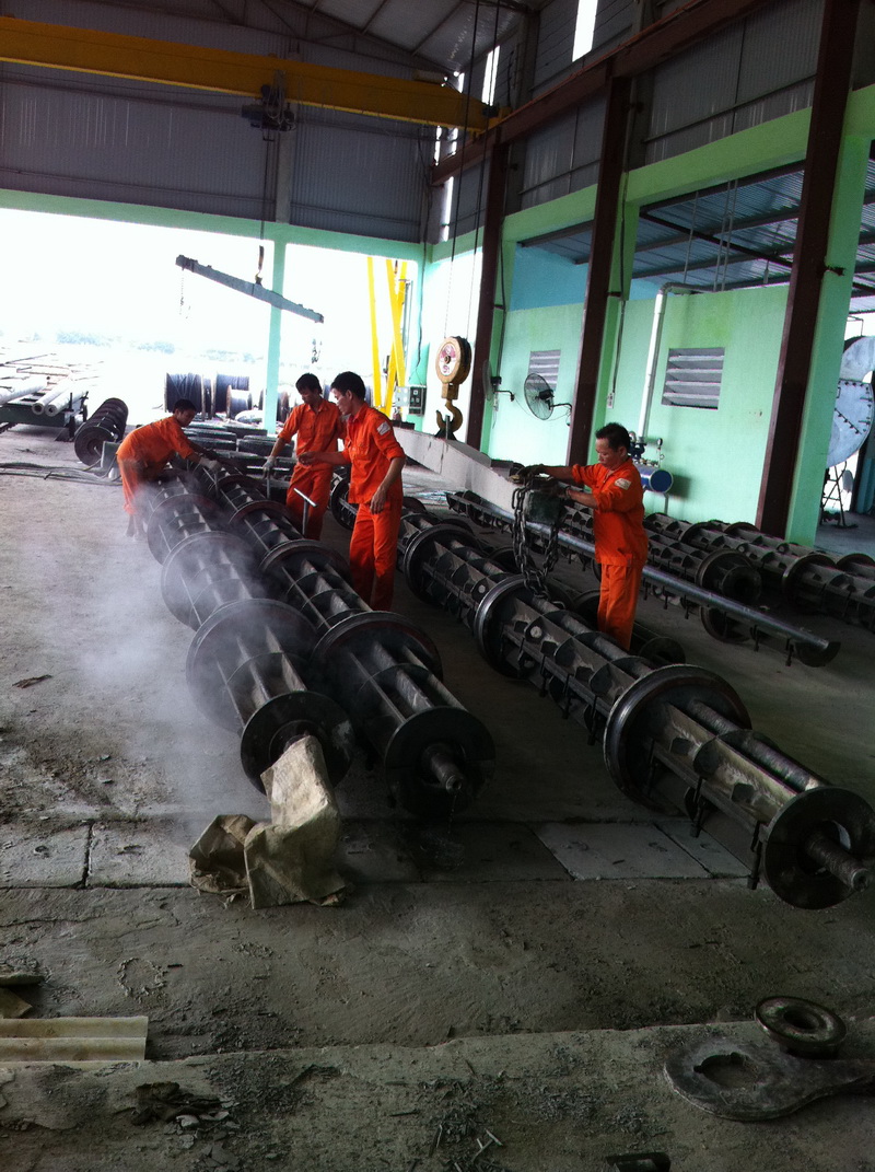 May trộn bê tông liên hợp