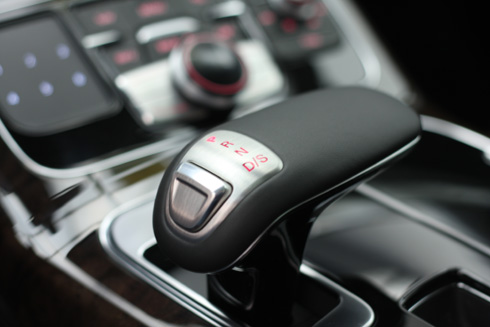 Audi A8 trong container tại Hải Phòng.