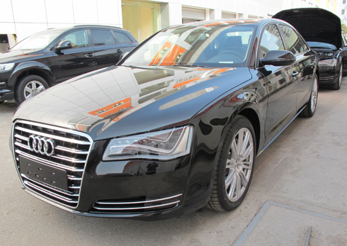 Audi A8 thế hệ mới cập cảng Hải Phòng.