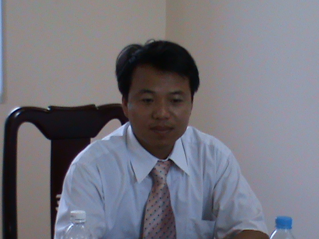 Phó Giám đốc Đặng Văn Thuyết cùng tham gia điều hành cuộc họp