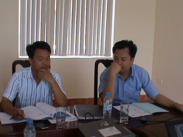 Lãnh đạo công ty đang tham gia tập huấn